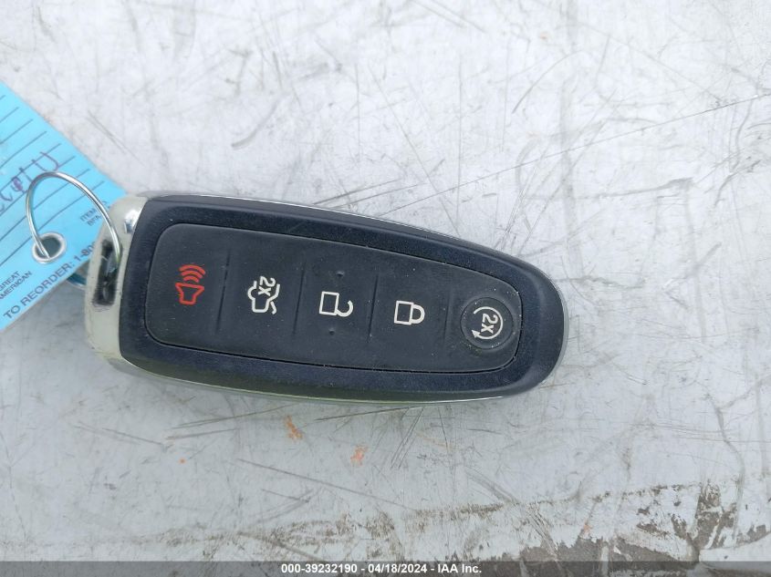 2017 Ford Escape Titanium VIN: 1FMCU9J90HUE27682 Lot: 39232190