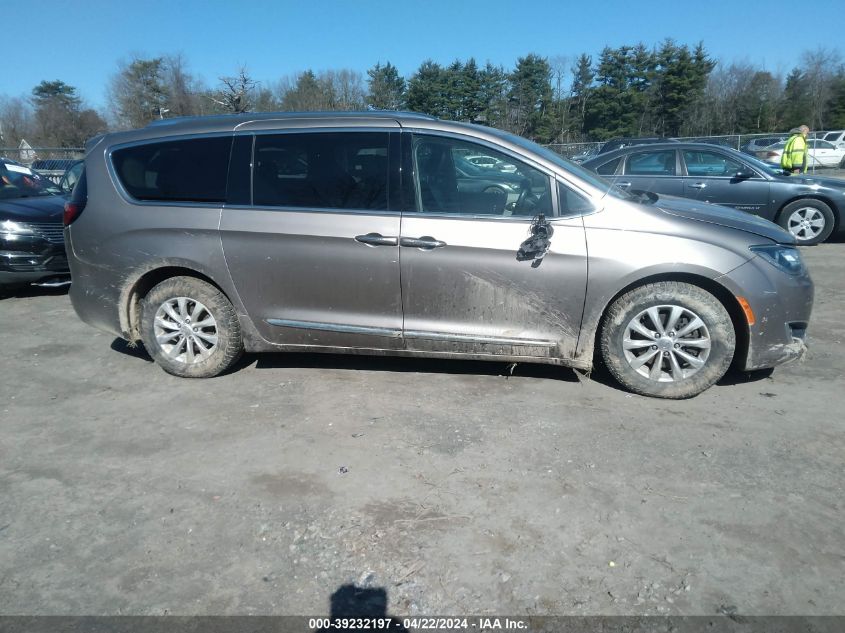 2018 Chrysler Pacifica Touring L VIN: 2C4RC1BG9JR237852 Lot: 46890634