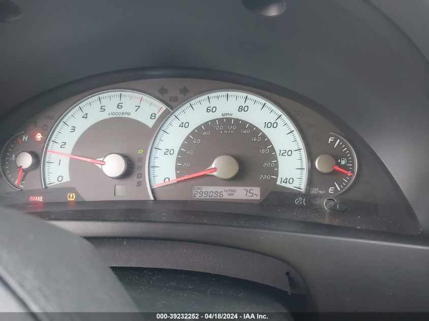 2010 Toyota Camry Se VIN: 4T1BF3EK0AU529196 Lot: 39232252