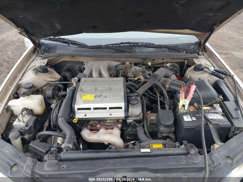 1998 Lexus Es 300 VIN: JT8BF28G4W0122601 Lot: 39232256