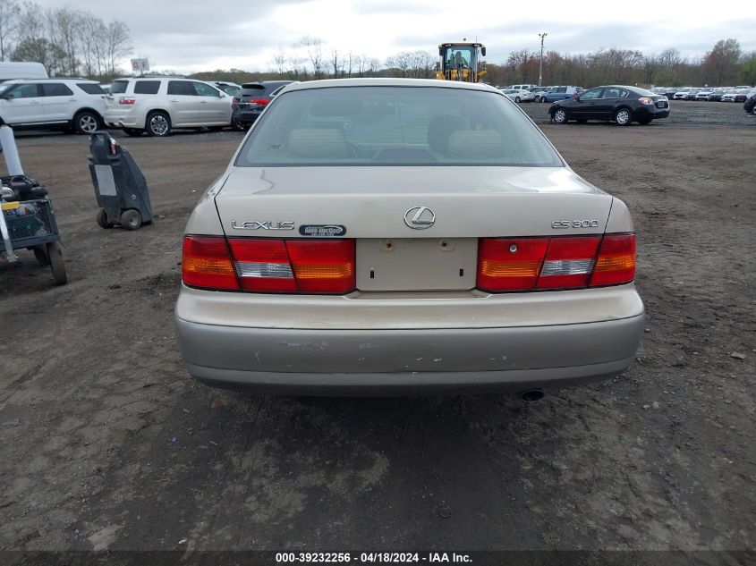 1998 Lexus Es 300 VIN: JT8BF28G4W0122601 Lot: 39232256