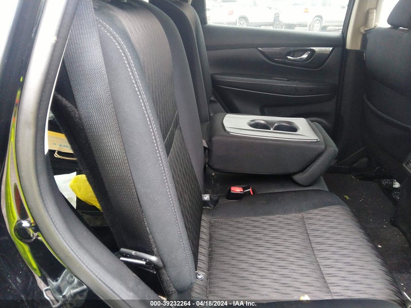 2018 Nissan Rogue S VIN: 5N1AT2MV1JC817566 Lot: 39232264