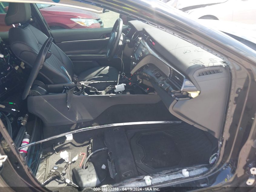 2020 Toyota Camry Se VIN: 4T1M11AK4LU318068 Lot: 39232288