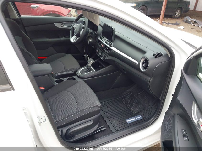 2024 KIA FORTE LX/LXS - 3KPF24AD8RE738372