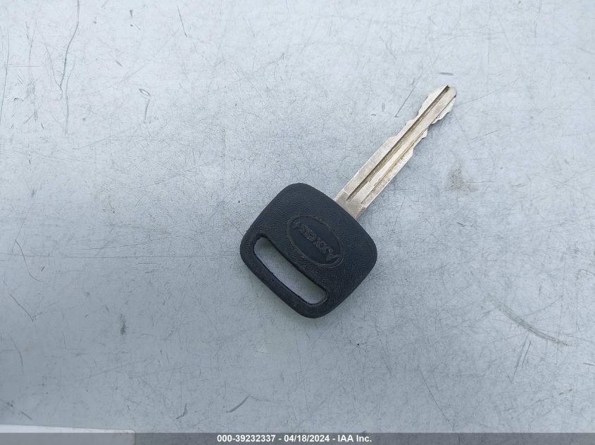 2003 Toyota Camry Le VIN: 4T1BE32K23U687579 Lot: 39232337