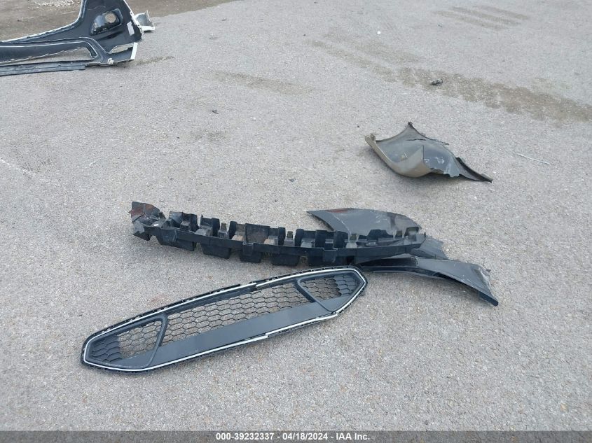 2003 Toyota Camry Le VIN: 4T1BE32K23U687579 Lot: 39232337