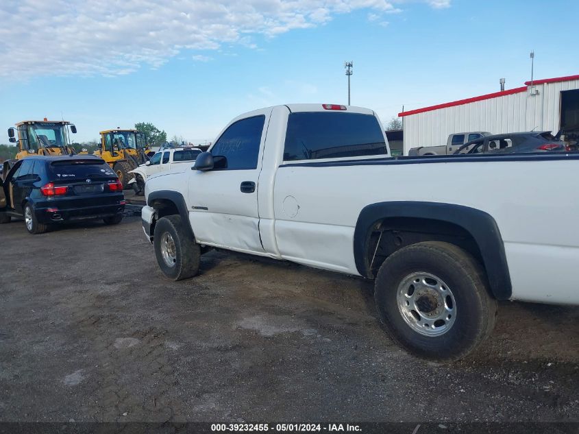 2005 Chevrolet Silverado 2500Hd Work Truck VIN: 1GCHC24U65E158484 Lot: 39232455