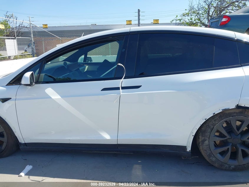 VIN 7SAXCAE52NF345994 2022 TESLA MODEL X