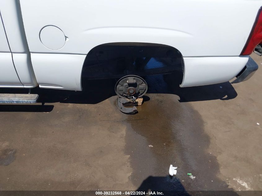 2006 Chevrolet Silverado C1500 VIN: 2GCEC13T461184820 Lot: 39232568