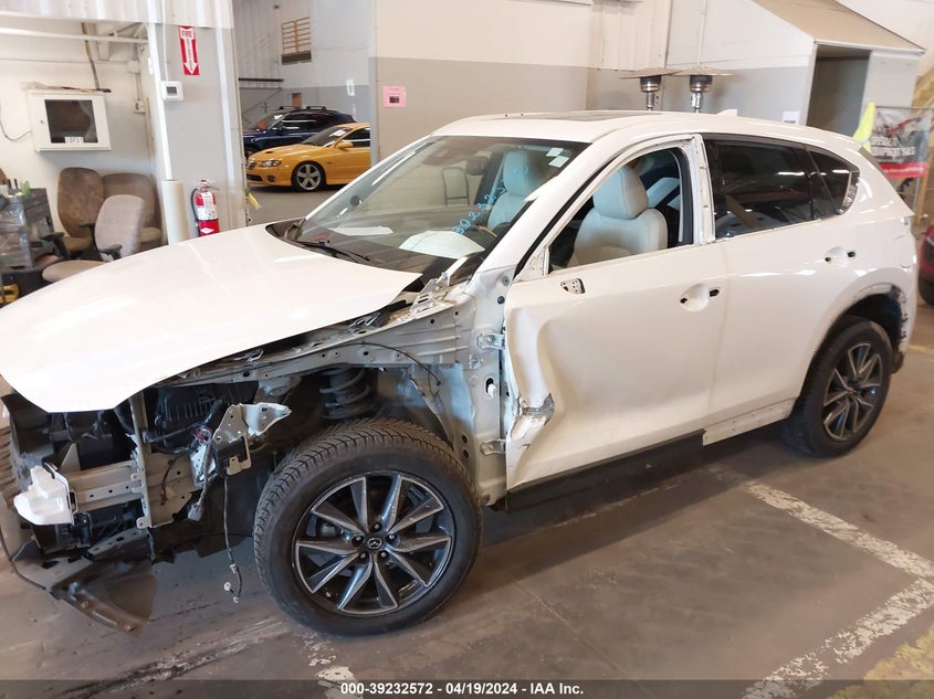 VIN JM3KFBDMXJ0433589 2018 MAZDA CX-5 GRAND TOURING