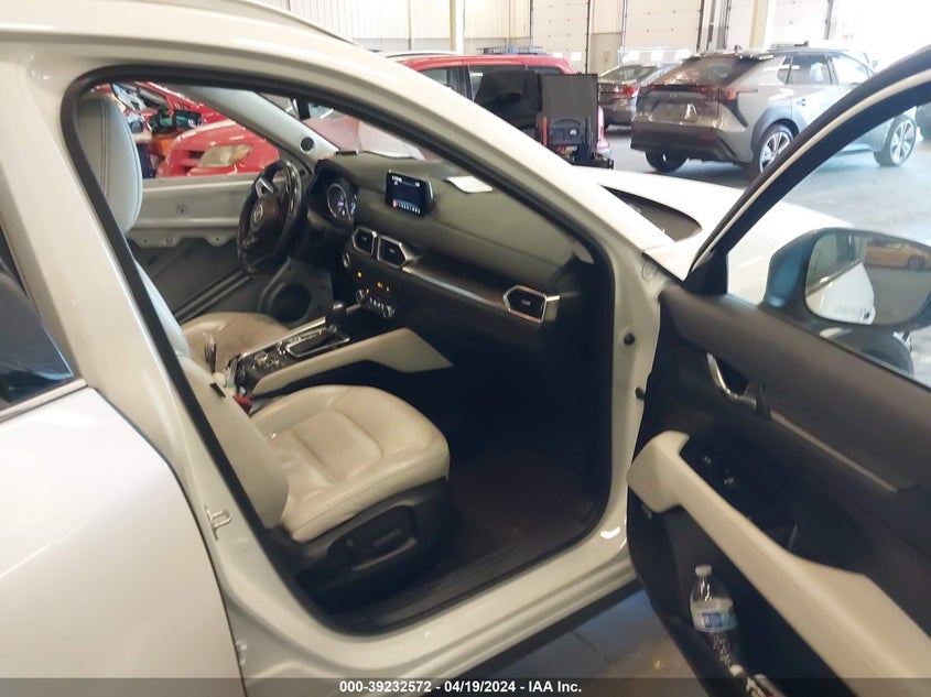 VIN JM3KFBDMXJ0433589 2018 MAZDA CX-5 GRAND TOURING