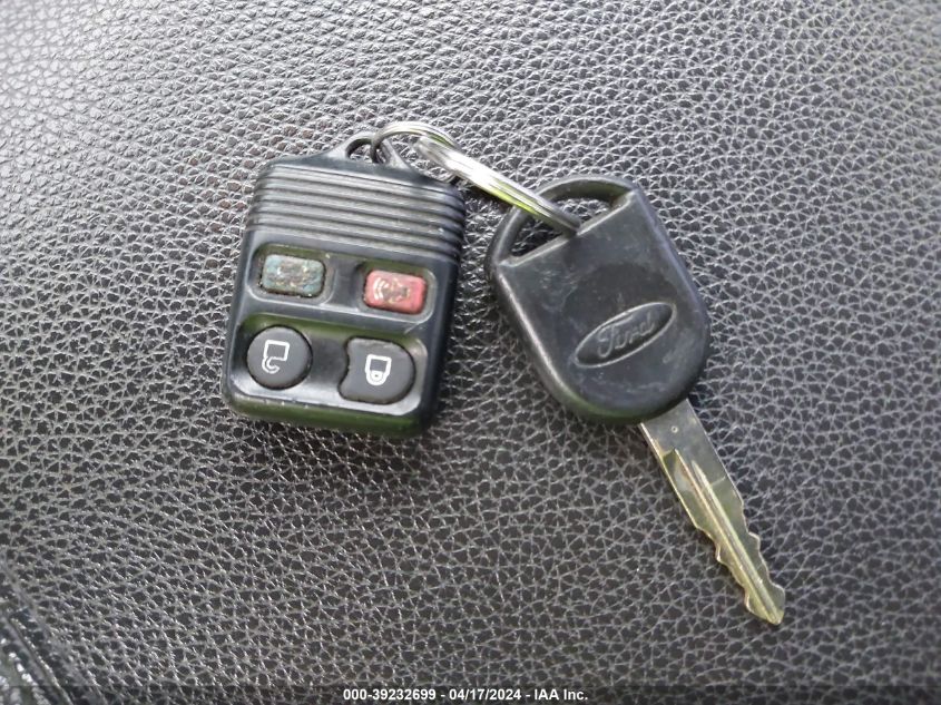 2008 Ford Expedition El Xlt VIN: 1FMFK16528LA17966 Lot: 39232699