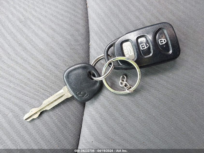 2013 Hyundai Elantra Gls/Limited VIN: 5NPDH4AE4DH367973 Lot: 39232706