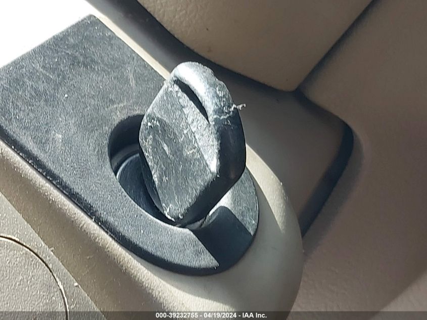 2005 Ford F-150 Lariat/Xlt VIN: 1FTPW12575KC25586 Lot: 39232755