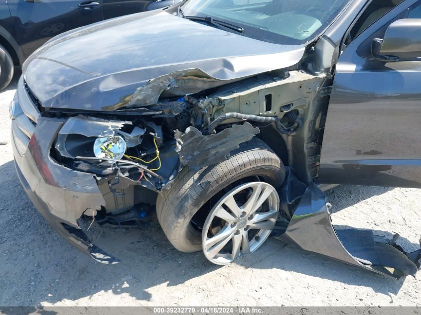 2012 Hyundai Santa Fe Limited V6 VIN: 5XYZK4AG8CG138338 Lot: 39232779