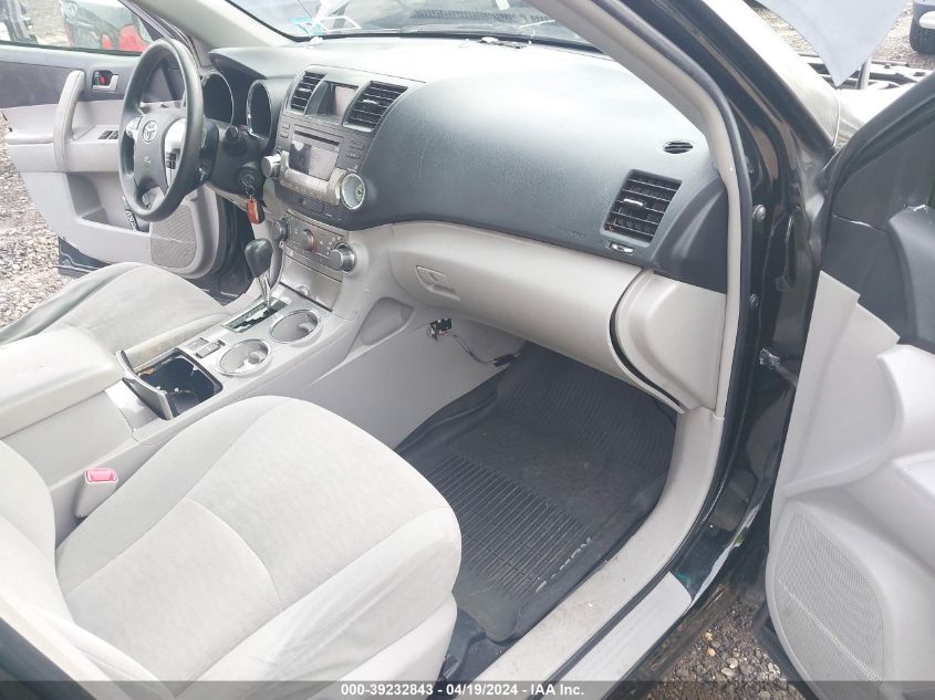 2012 Toyota Highlander Hybrid Base V6 VIN: JTEBC3EH1C2010086 Lot: 39232843