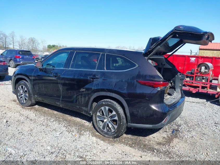 2022 TOYOTA HIGHLANDER HYBRID XLE - 5TDGBRCH0NS077647