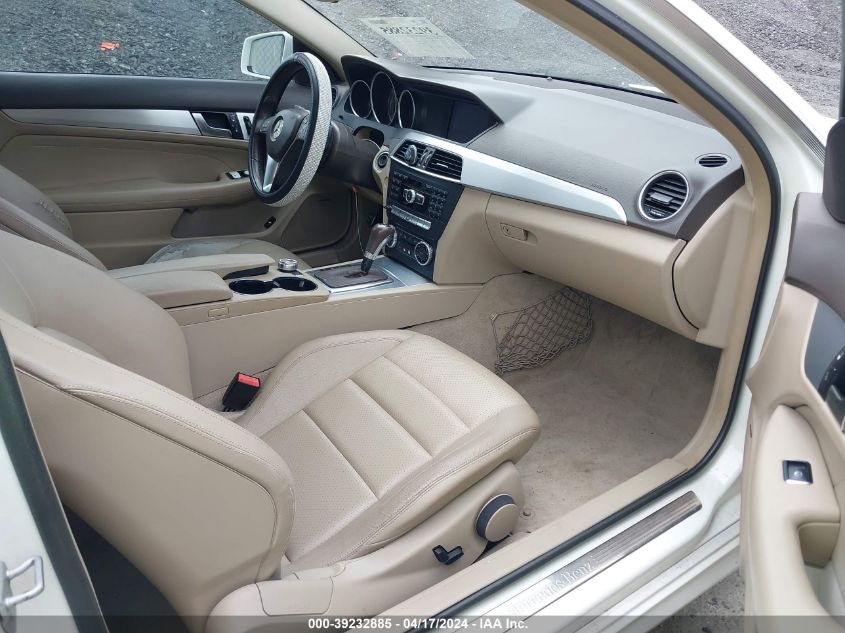 WDDGJ4HB4CF852982 | 2012 MERCEDES-BENZ C 250