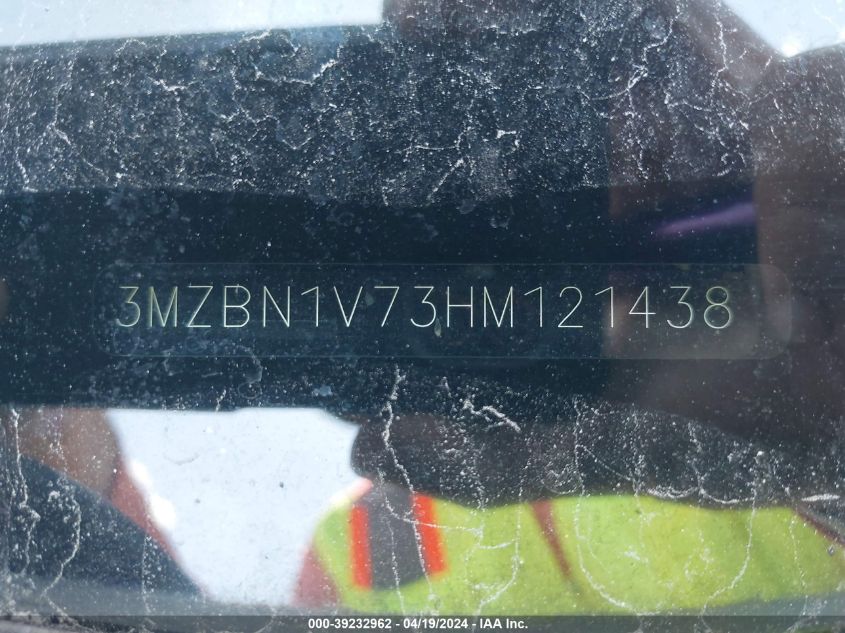 2017 Mazda Mazda3 Touring VIN: 3MZBN1V73HM121438 Lot: 39232962