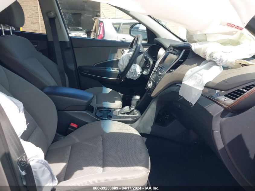 2017 Hyundai Santa Fe Se VIN: KM8SMDHF9HU213428 Lot: 39233009