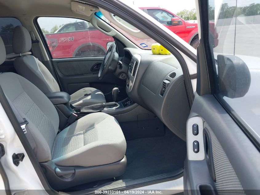 2006 Ford Escape Hybrid VIN: 1FMCU95H56KB79990 Lot: 39233101