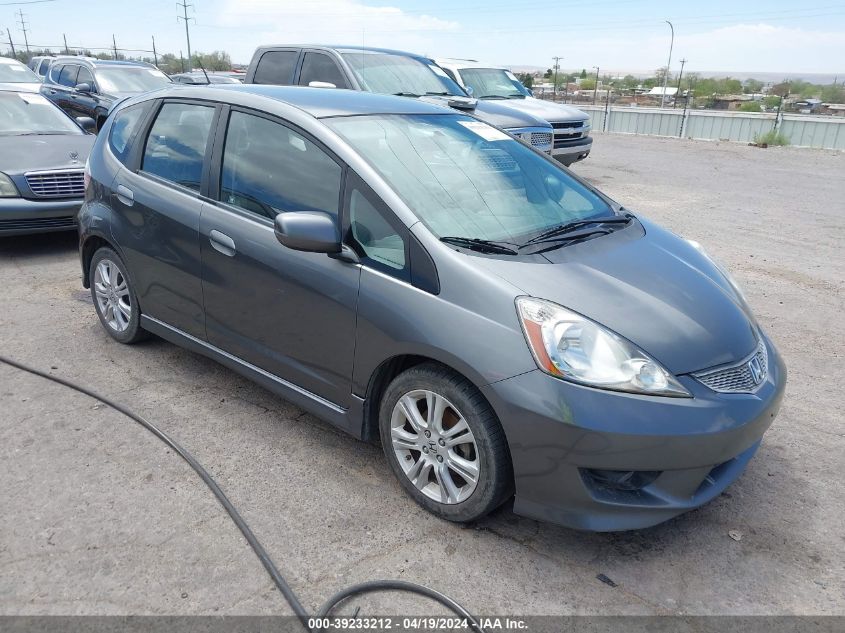 2011 Honda Fit Sport VIN: JHMGE8H52BC002184 Lot: 39233212