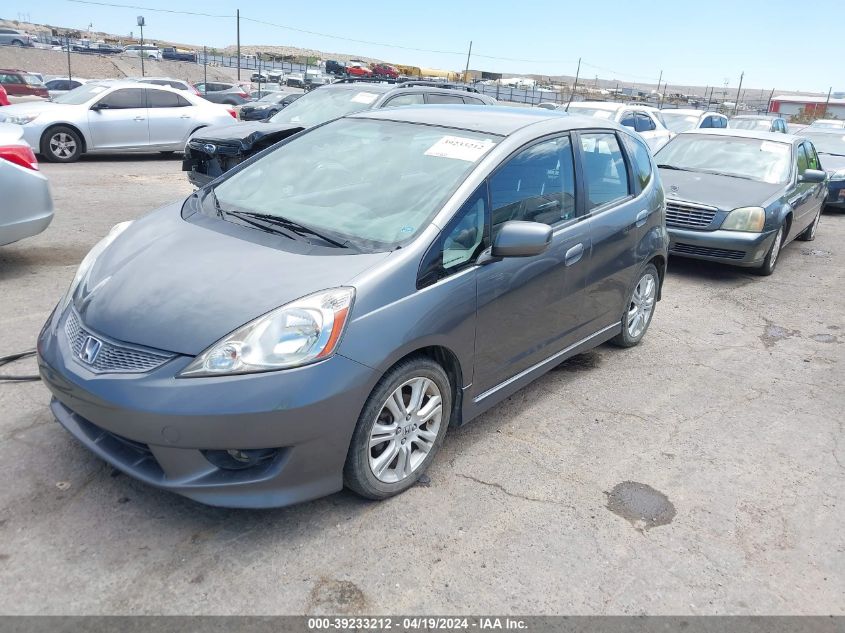 2011 Honda Fit Sport VIN: JHMGE8H52BC002184 Lot: 39233212