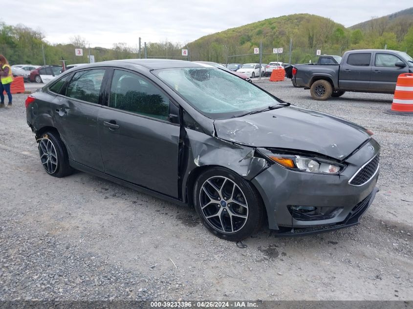 VIN 1FADP3H24JL319203 2018 FORD FOCUS SEL