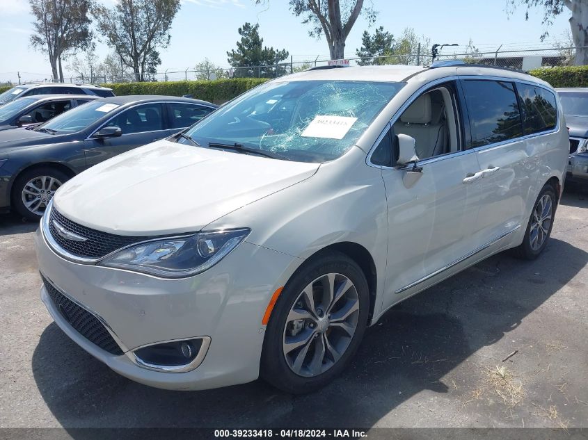 2017 Chrysler Pacifica Limited VIN: 2C4RC1GG6HR564843 Lot: 39233418