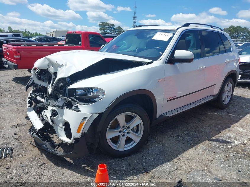 2013 BMW X5 xDrive35D VIN: 5UXZW0C56D0B93677 Lot: 39233497