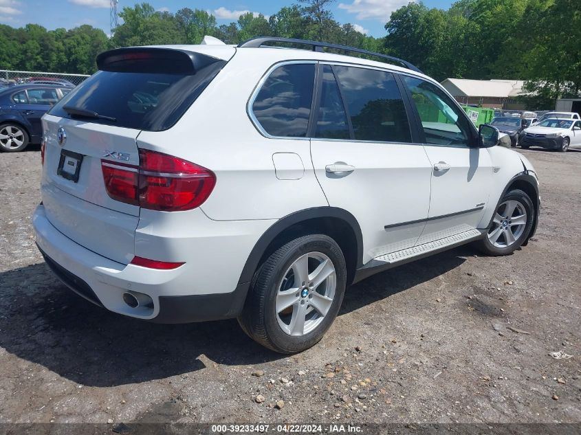 2013 BMW X5 xDrive35D VIN: 5UXZW0C56D0B93677 Lot: 39233497