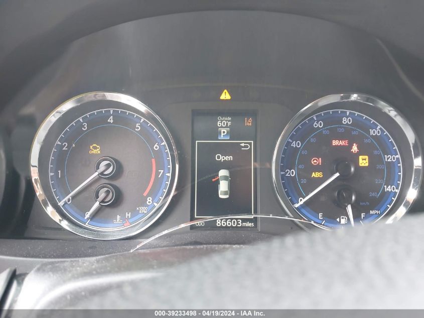 2017 Toyota Corolla Se VIN: 5YFBURHE5HP678729 Lot: 39233498