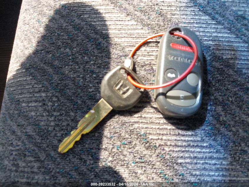 2000 Honda Cr-V Lx VIN: JHLRD2841YC006210 Lot: 39233532