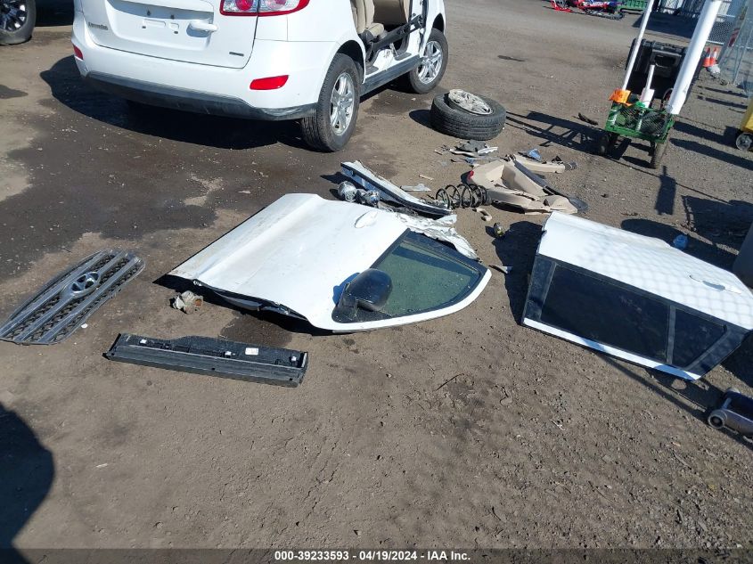 2012 Hyundai Santa Fe Gls VIN: 5XYZGDAB7CG151457 Lot: 39233593