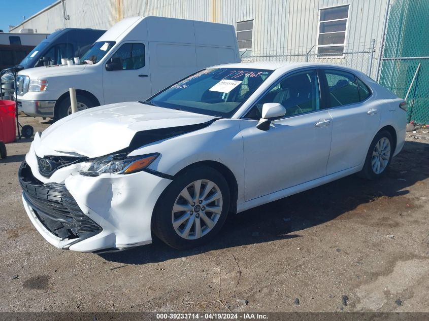 2019 Toyota Camry Le VIN: 4T1B11HK7KU775968 Lot: 39233714