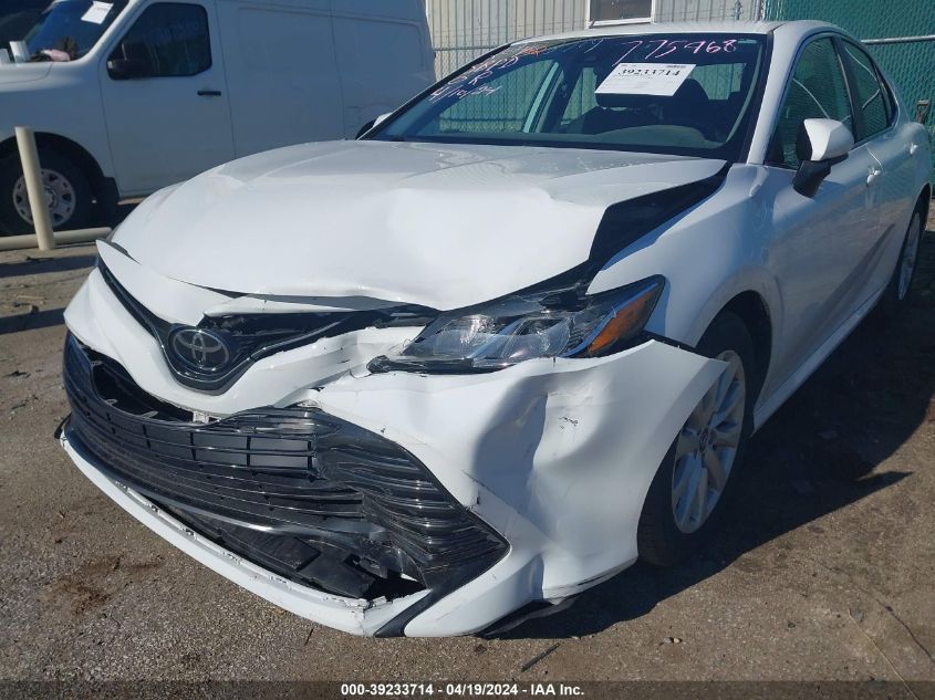 2019 Toyota Camry Le VIN: 4T1B11HK7KU775968 Lot: 39233714
