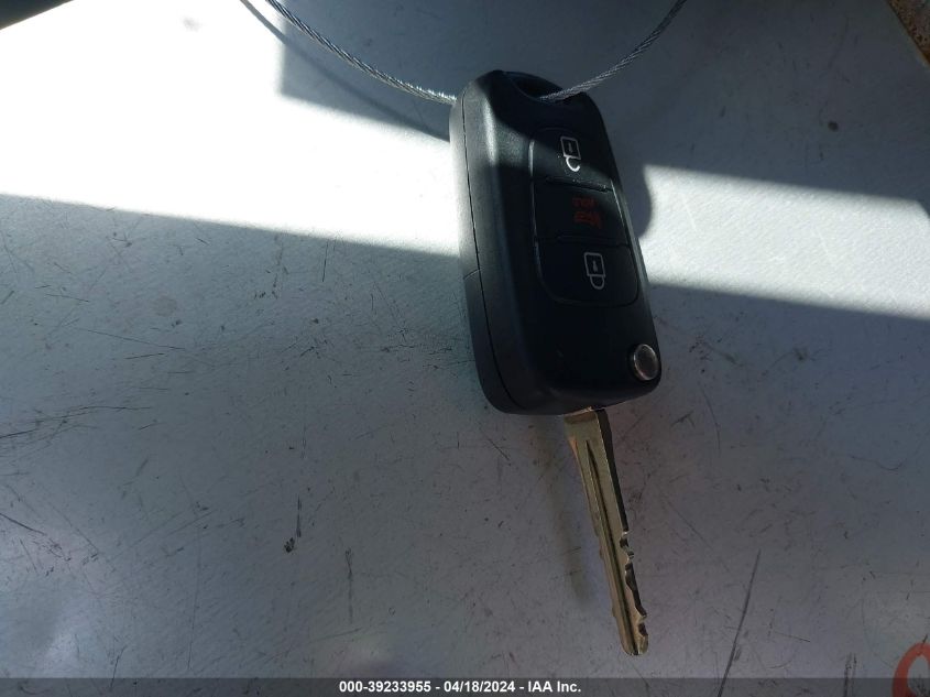 2012 Kia Soul + VIN: KNDJT2A63C7460629 Lot: 39233955