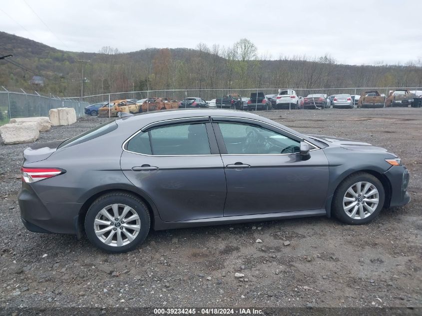 2019 Toyota Camry Le VIN: 4T1B11HK6KU831771 Lot: 39234245
