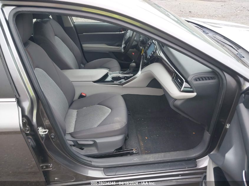 2019 Toyota Camry Le VIN: 4T1B11HK6KU831771 Lot: 39234245