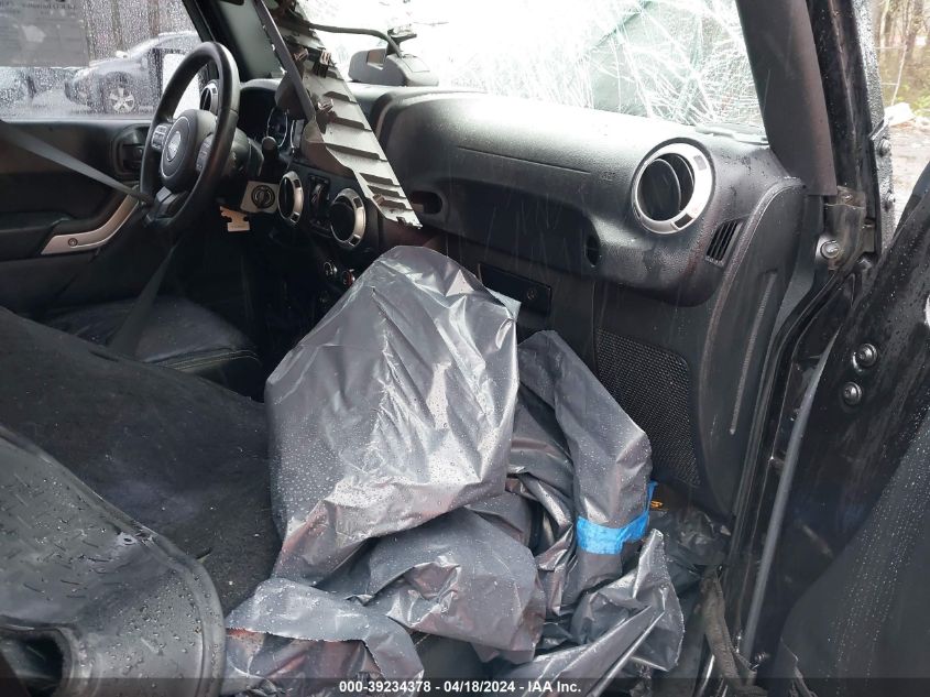 2016 Jeep Wrangler Unlimited Sahara VIN: 1C4BJWEG9GL152348 Lot: 39234378