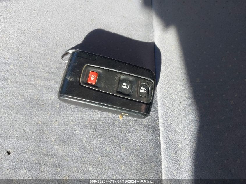 2005 Toyota Prius VIN: JTDKB20U653057214 Lot: 39234471