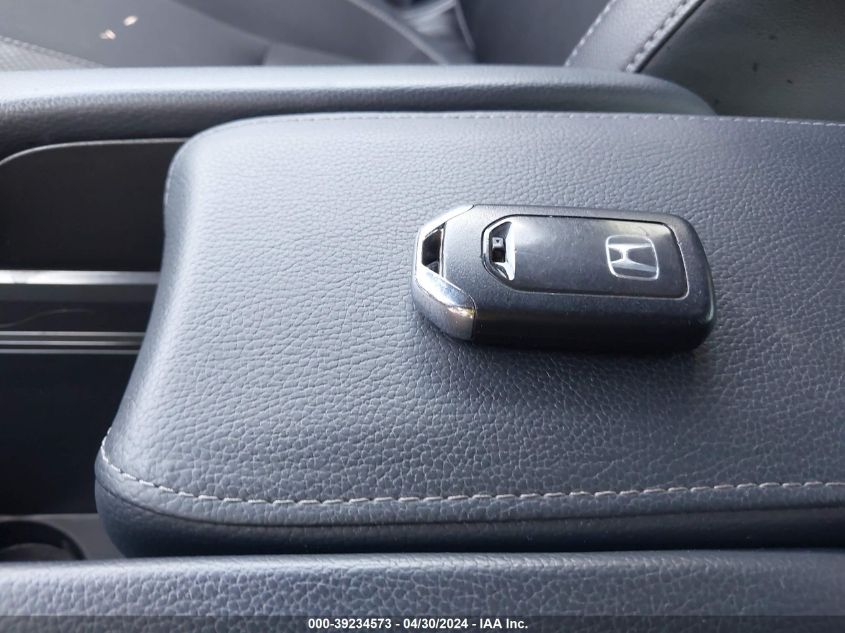 2020 Honda Civic Sport VIN: 2HGFC2F87LH592430 Lot: 39234573