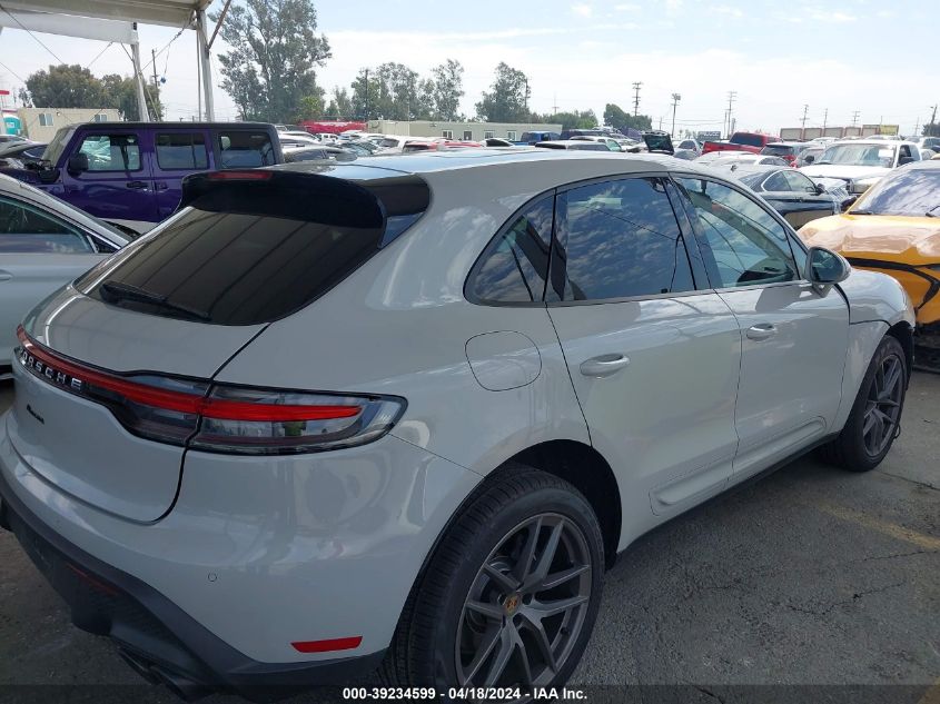 2022 Porsche Macan VIN: WP1AA2A59NLB01940 Lot: 39219750