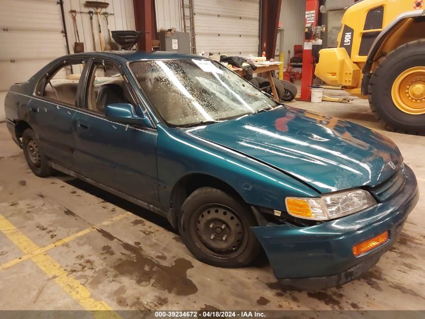 1994 Honda Accord Lx/Ex VIN: 1HGCD5534RA158268 Lot: 39234672