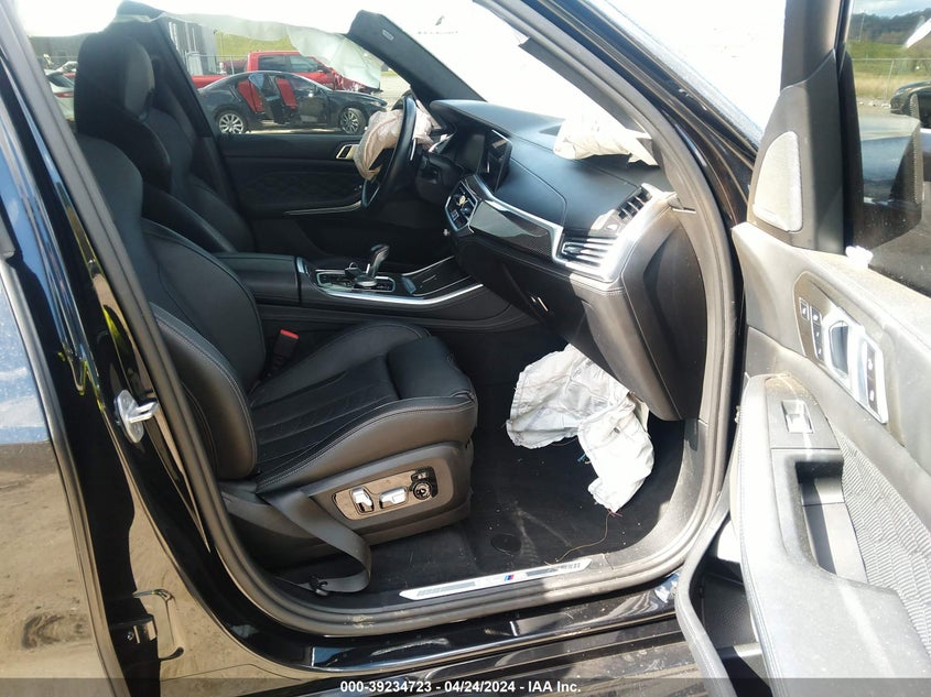 2021 BMW X5 M VIN: 5YMJU0C08M9G10633 Lot: 39234723