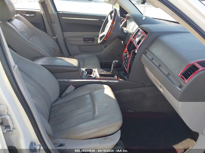 2009 Chrysler 300C Hemi VIN: 2C3KA63T89H600471 Lot: 39234836