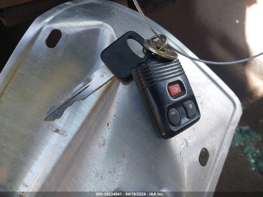 2003 Ford F-350 Lariat/Xl/Xlt VIN: 1FTSW31P83EC45186 Lot: 39234941