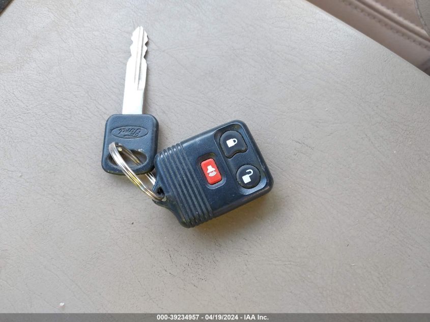 2003 Ford F-250 Lariat/Xl/Xlt VIN: 1FTNX21S73EA37616 Lot: 39234957