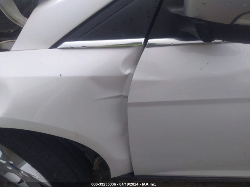 2012 Ford Focus Titanium VIN: 1FAHP3N20CL188974 Lot: 39235036