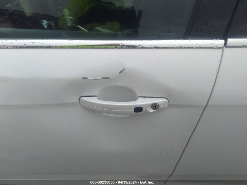 2012 Ford Focus Titanium VIN: 1FAHP3N20CL188974 Lot: 39235036